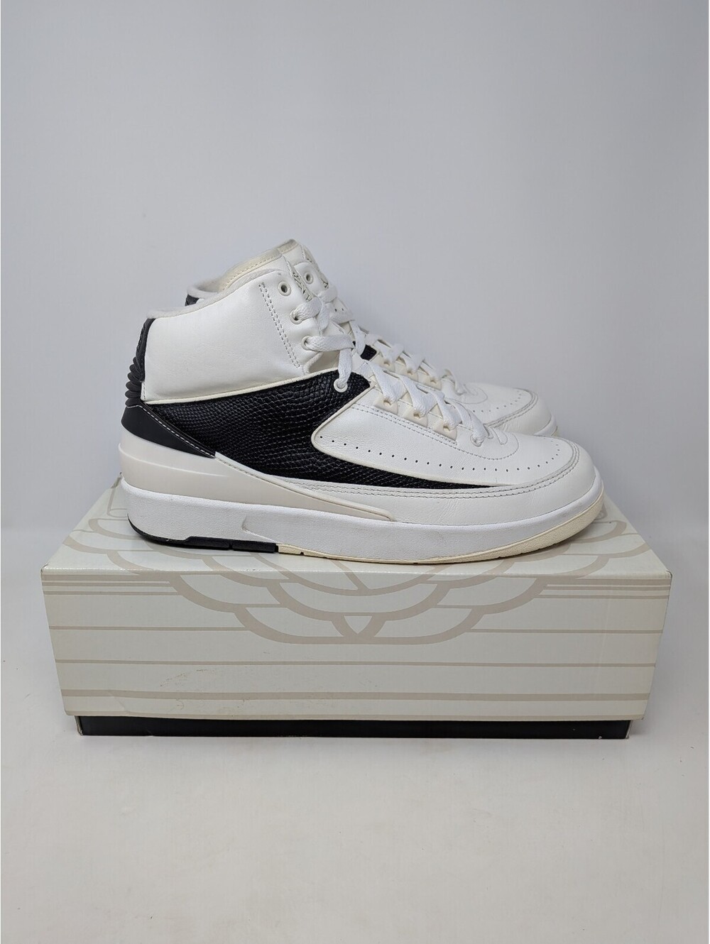 Nike Air Jordan 2 Retro Sail Black Women’s 10.5 Men’s 9 DX4400-100